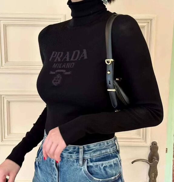 Водолазка Prada женский трикотаж черный 124945