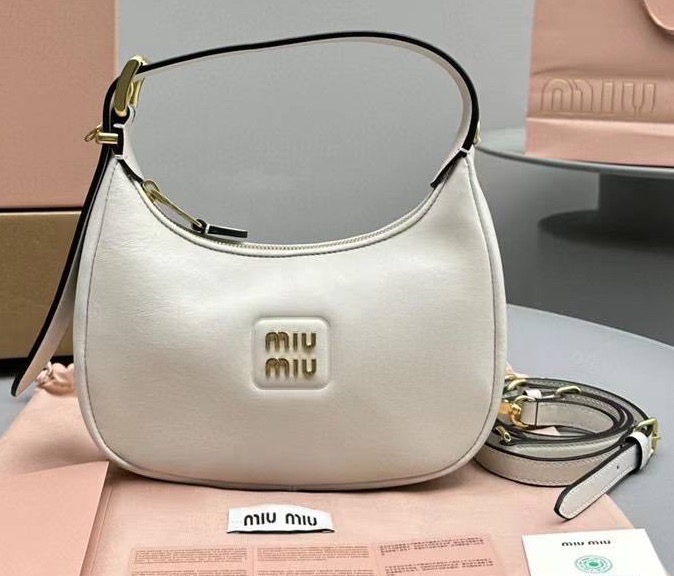 Сумка Miu Miu женский кожа белый 126474