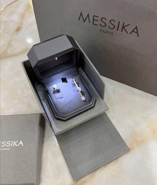 Серьги Messika серый 176067