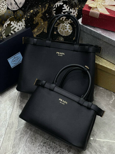 Сумка Prada женский кожа черный 135849-10