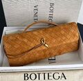 Клатч Bottega Veneta женский замша бежевый 201376-1