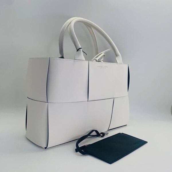 Сумка Bottega Veneta женский кожа белый 72580-3
