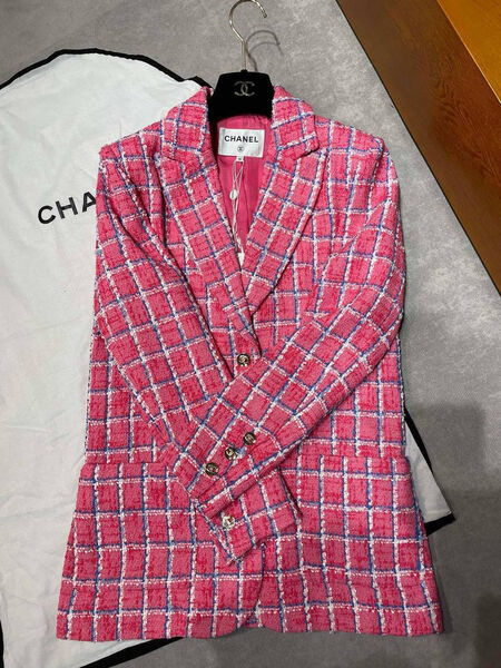 Пиджак Chanel женский розовый 156615-2