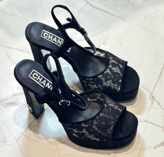 Босоножки Chanel женский сетка черный 152334
