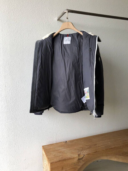 Мужской пуховик Moncler мужской графитовый 167374-5