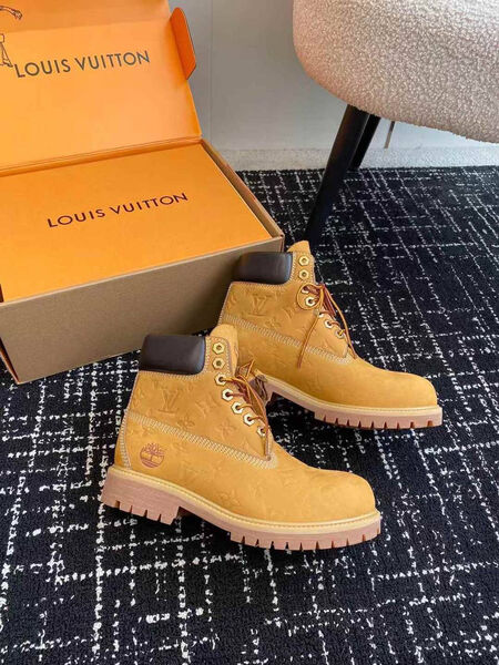 Мужские ботинки Louis Vuitton мужской нубук бежевый 169531-2