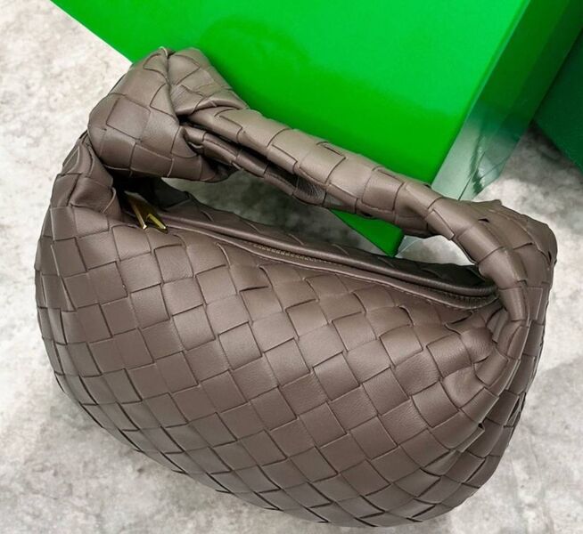 Сумка Bottega Veneta женский кожа 165487