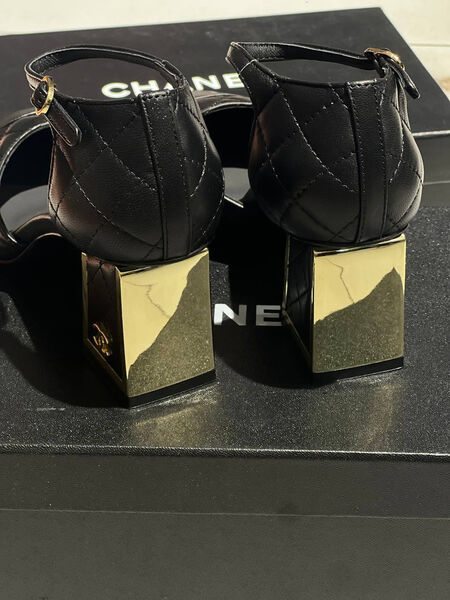Туфли Chanel женский кожа черный 163296-3