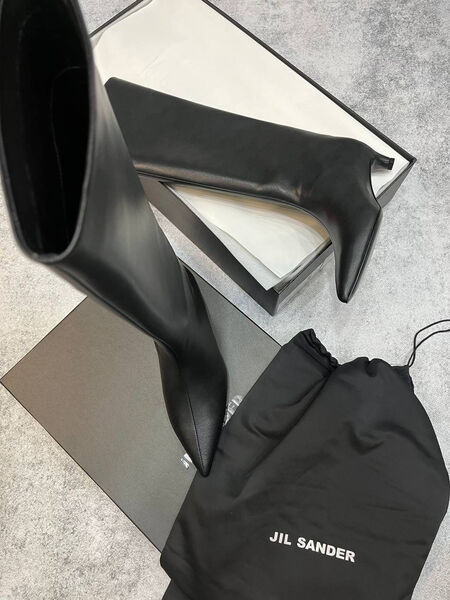 Сапоги Jil Sander женский кожа черный 127528-2