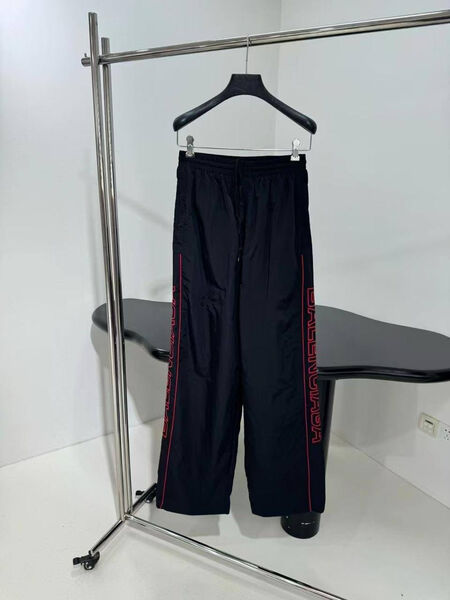 Костюм Balenciaga женский черный 179897-5