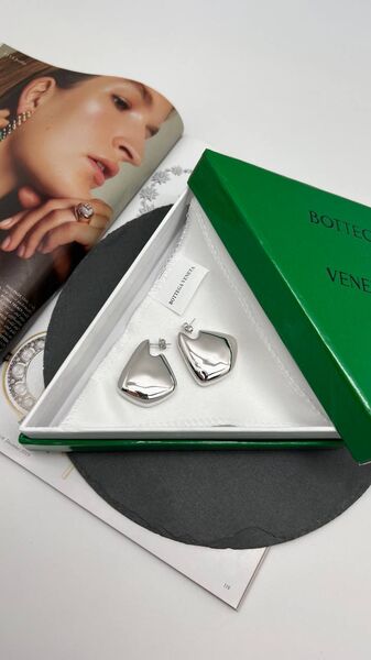 Серьги Bottega Veneta графитовый 175947-4
