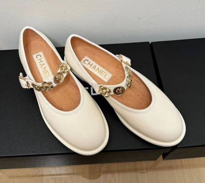 Балетки Chanel женский кожа белый 155392