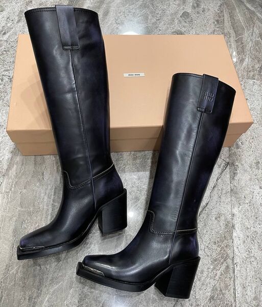 Сапоги Miu Miu женский кожа черный,белый 127056