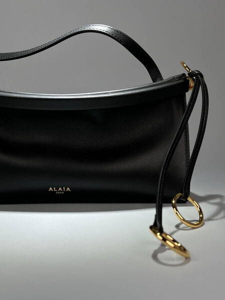 Сумка Alaïa женский кожа черный 191706-2