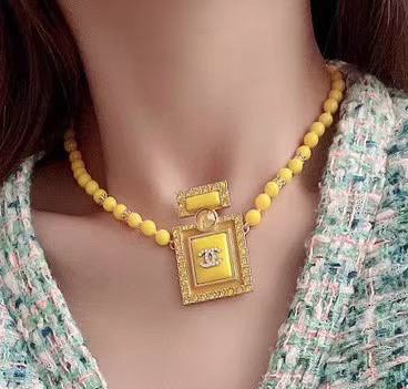 Колье Chanel горчичный 158259