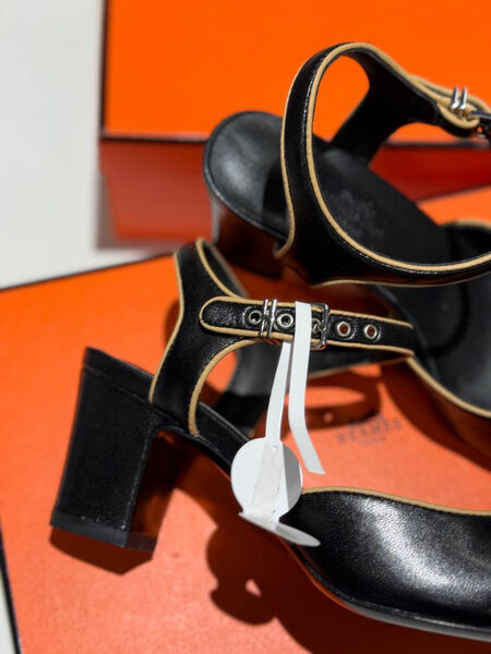 Туфли Hermès женский кожа черный 183673-4