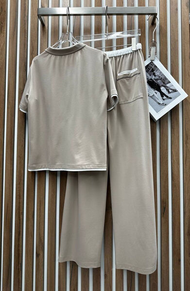 Костюм Brunello Cucinelli женский бежевый 153853-4