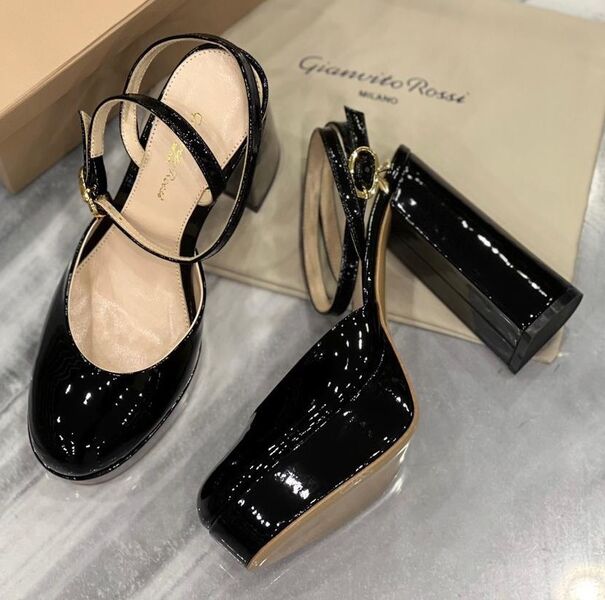 Туфли Gianvito Rossi женский кожа черный 116345