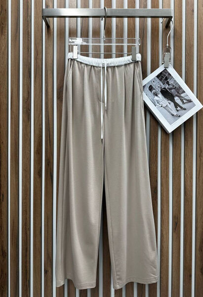 Костюм Brunello Cucinelli женский бежевый 153853-6