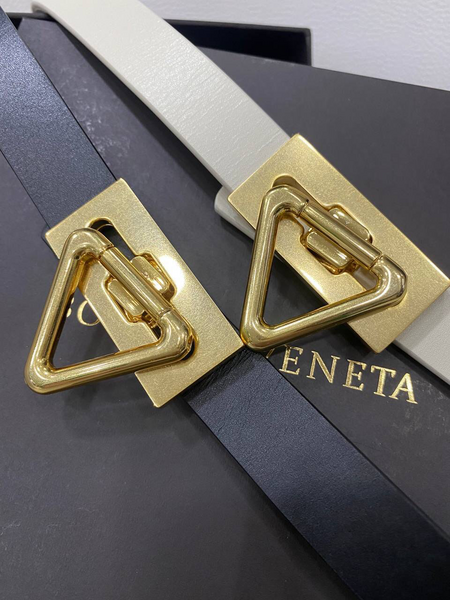 Женский ремень Bottega Veneta женский кожа белый 20956-3