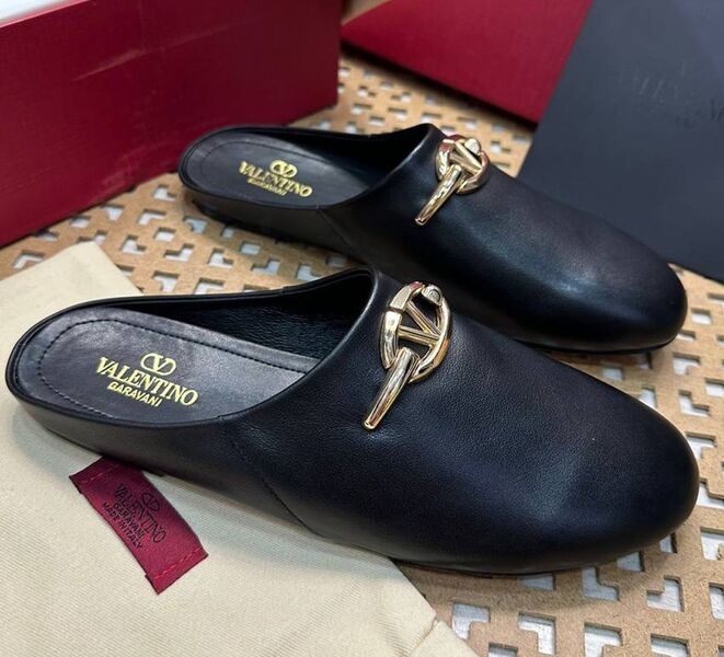Сабо Valentino женский кожа черный 154140
