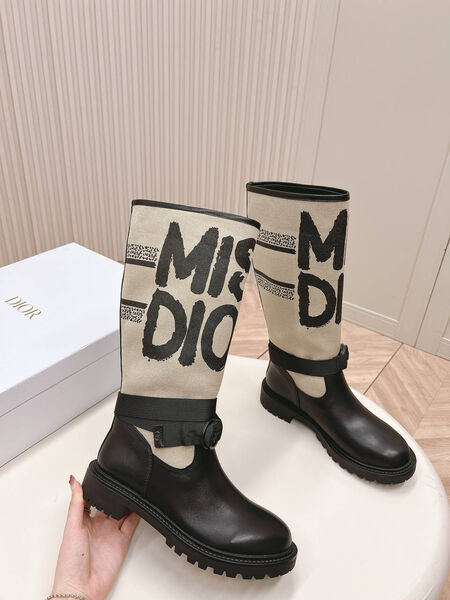 Сапоги Christian Dior женский кожа бежевый 163161-8