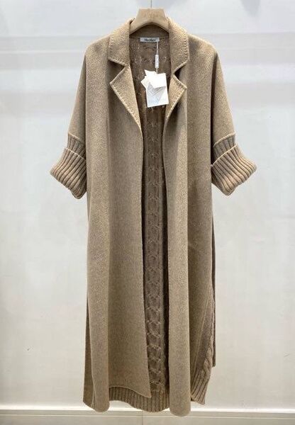 Пальто Max Mara женский бежевый 157324