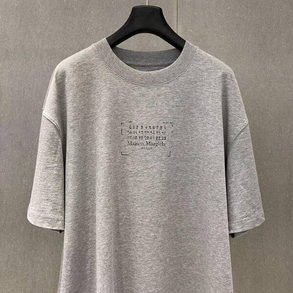 Мужская футболка Maison Margiela мужской графитовый 180726-2