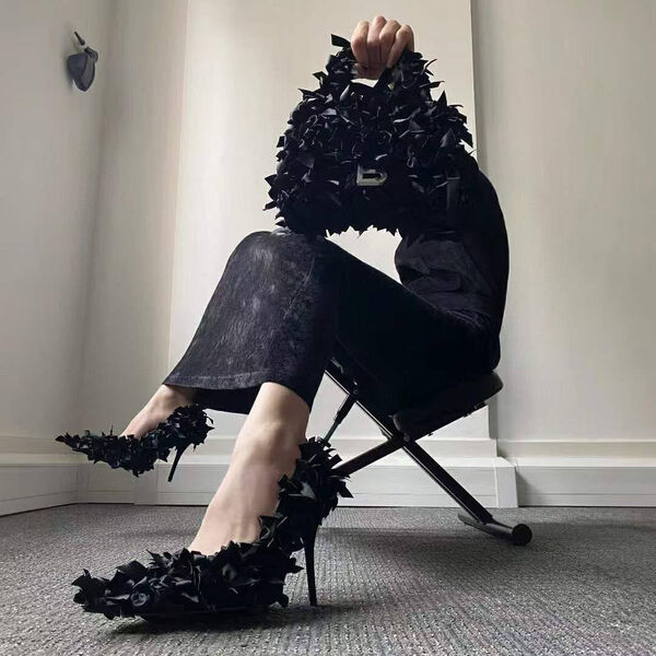 Туфли Balenciaga женский кожа черный 137699-3