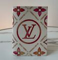 Обложка на паспорт Louis Vuitton женский кожа белый 157337-1