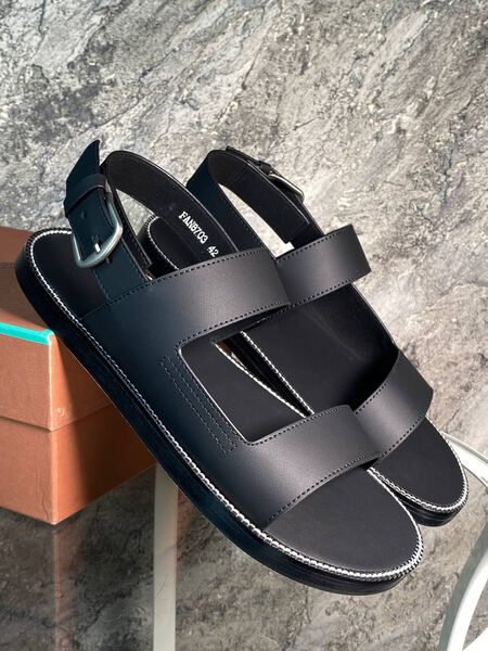 Мужские сандалии Hermès мужской кожа черный 190668-3