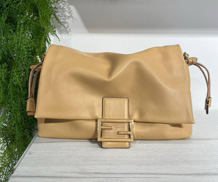 Сумка Fendi Mamma Baguette женский кожа оранжевый 186383-2