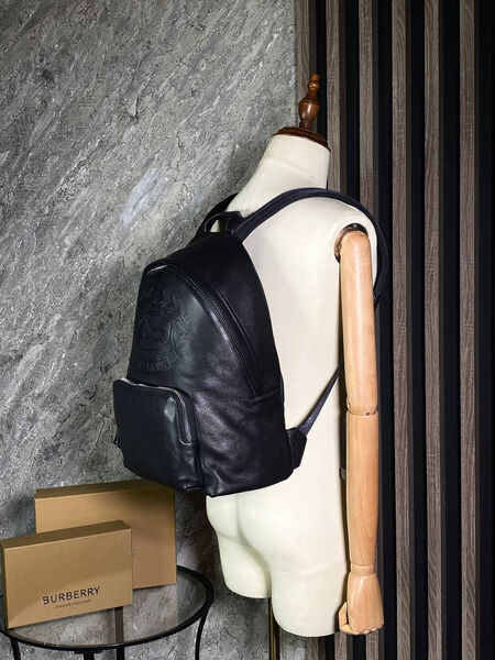 Мужской рюкзак Burberry мужской кожа черный 145928-2