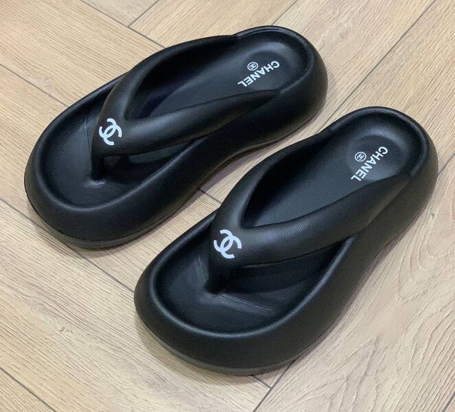 Шлепки Chanel женский кожа черный 149253