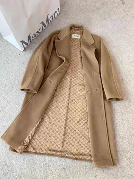 Пальто Max Mara женский бежевый 137520-3
