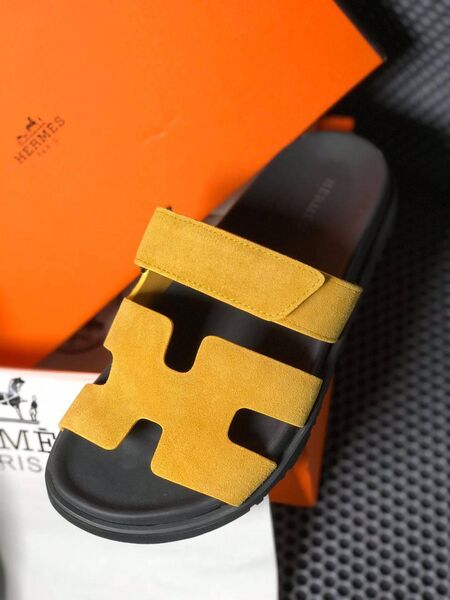 Шлепки Hermès женский замша горчичный 89407-5