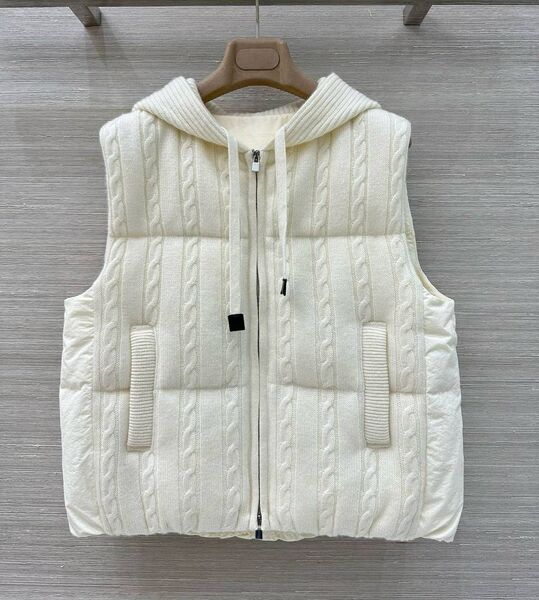 Жилет Loro Piana женский кашемир белый 199905