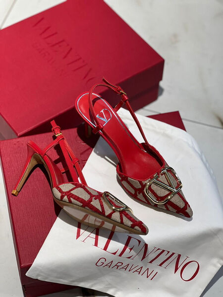Туфли Valentino женский кожа графитовый 119991-3