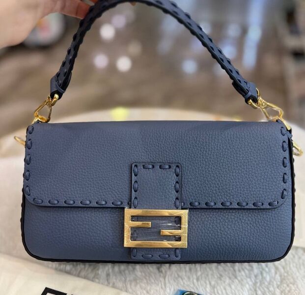 Сумка Fendi Baguette женский кожа черный 120053