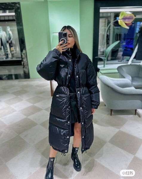 Пуховик Prada женский черный 129215-11
