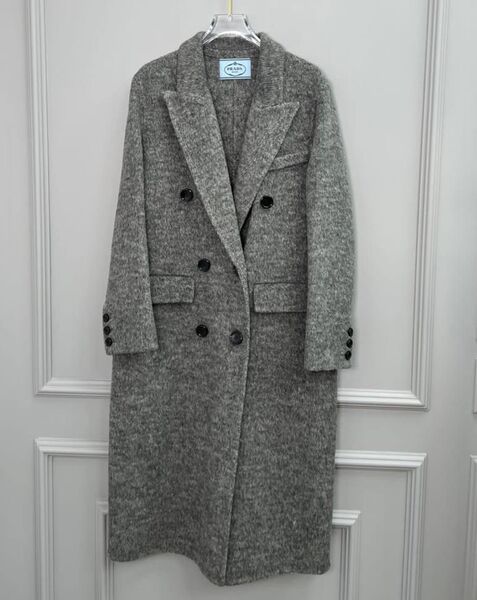 Пальто Prada женский графитовый 138345