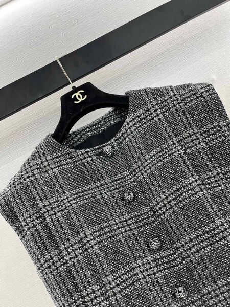 Жилет Chanel женский графитовый 158339-5