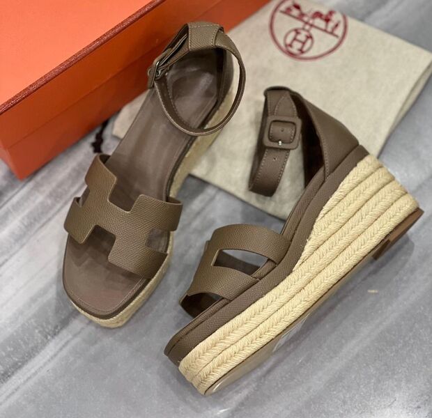 Босоножки Hermès женский кожа 106333