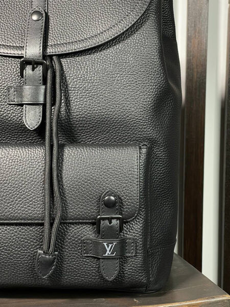 Мужской рюкзак Louis Vuitton мужской кожа черный 121193-3