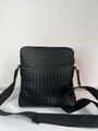 Мужская сумка мессенджер Bottega Veneta мужской кожа swift черный,серебристый 149912