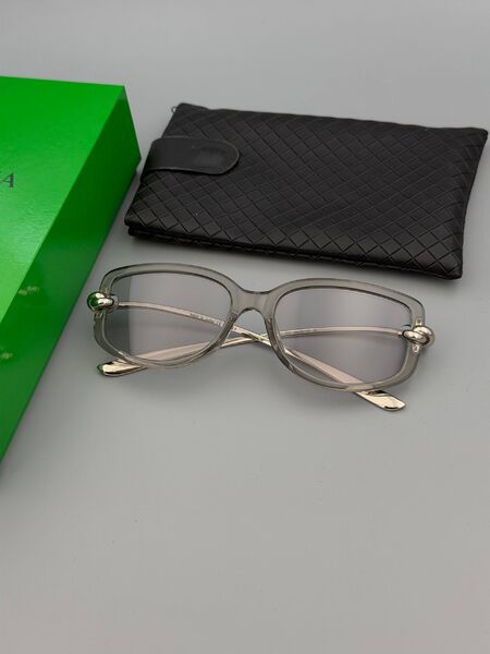 Солнцезащитные очки Bottega Veneta k9258124-1