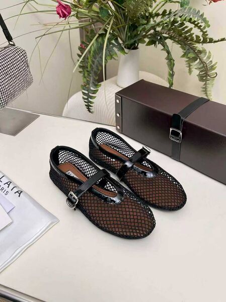 Балетки Alaïa женский кожа черный m0680625-1