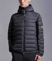 Мужская куртка Moncler мужской черный,белый 133703