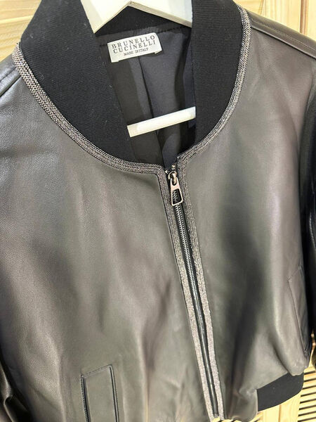 Куртка Brunello Cucinelli женский кожа черный 127147-2