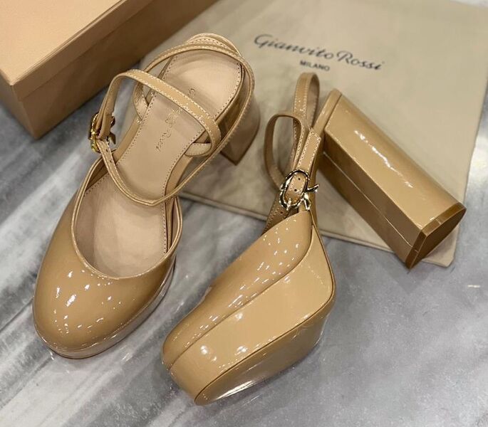 Туфли Gianvito Rossi женский кожа бежевый 116351